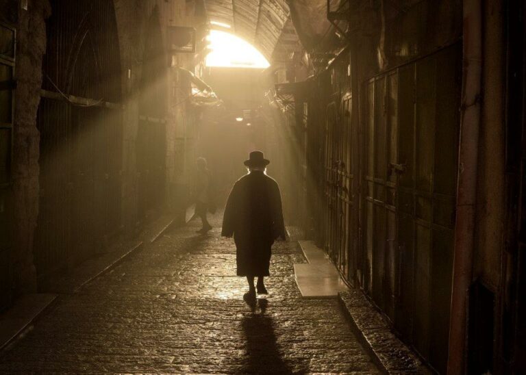 Nameless- Dalia Rajwan, Israel, The Old City 2015 - For me Jerusalem is a mixture of different groups that do not want to join together for a common goal